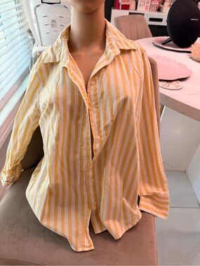 Banana Republic Yellow and White Striped Button-Down Shirt